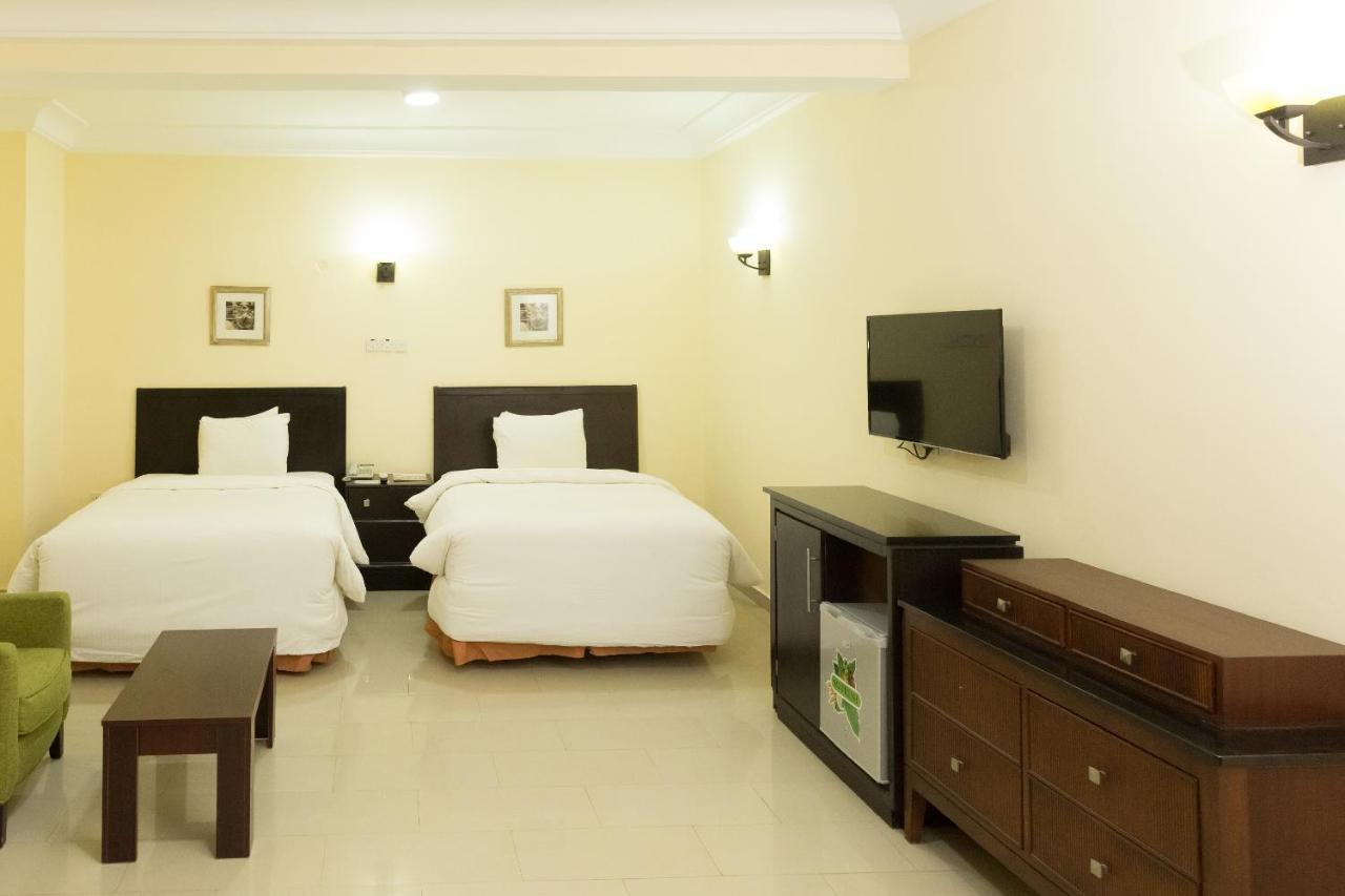 Hotel Reno Abuja Exteriör bild