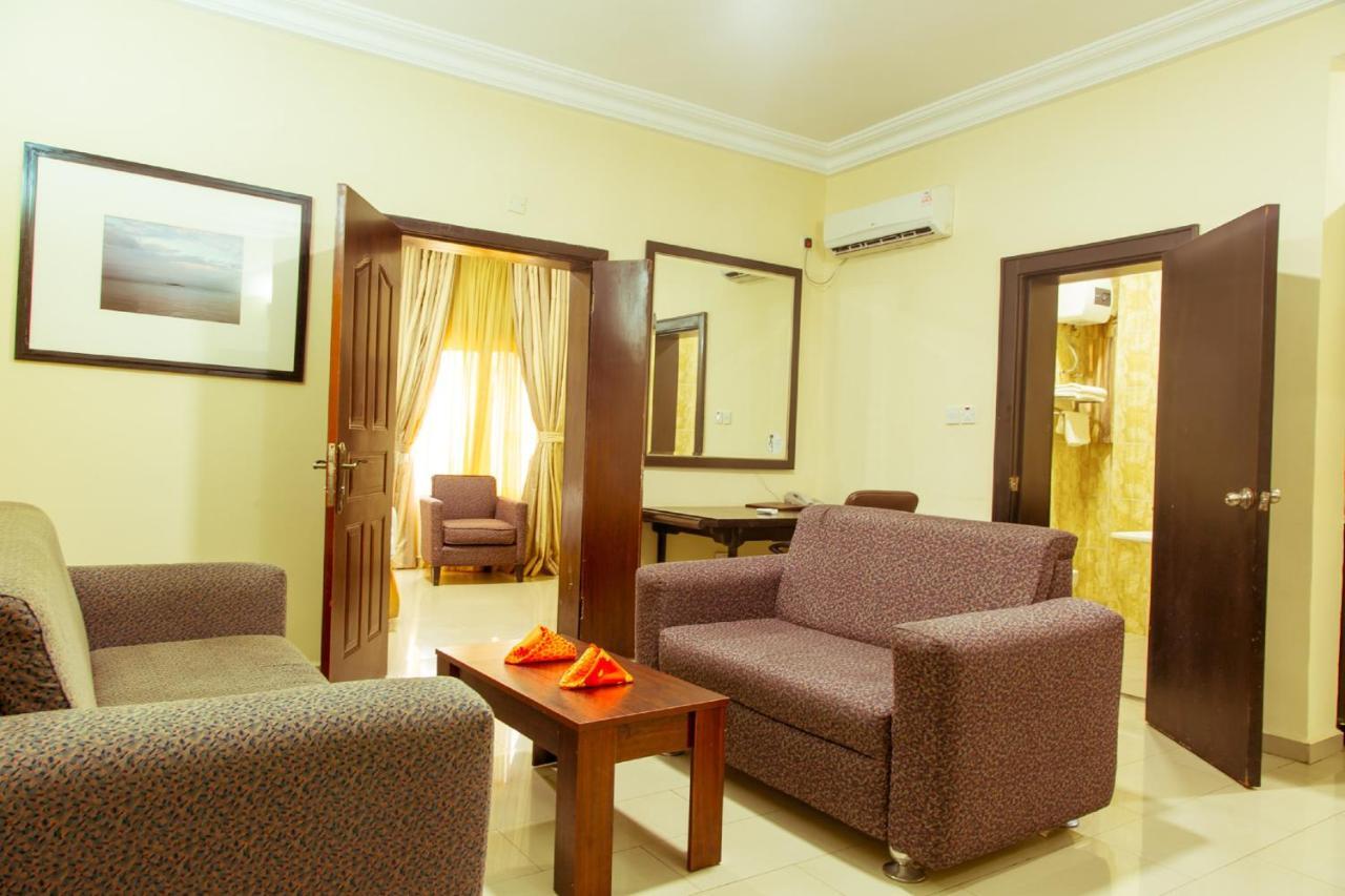Hotel Reno Abuja Exteriör bild